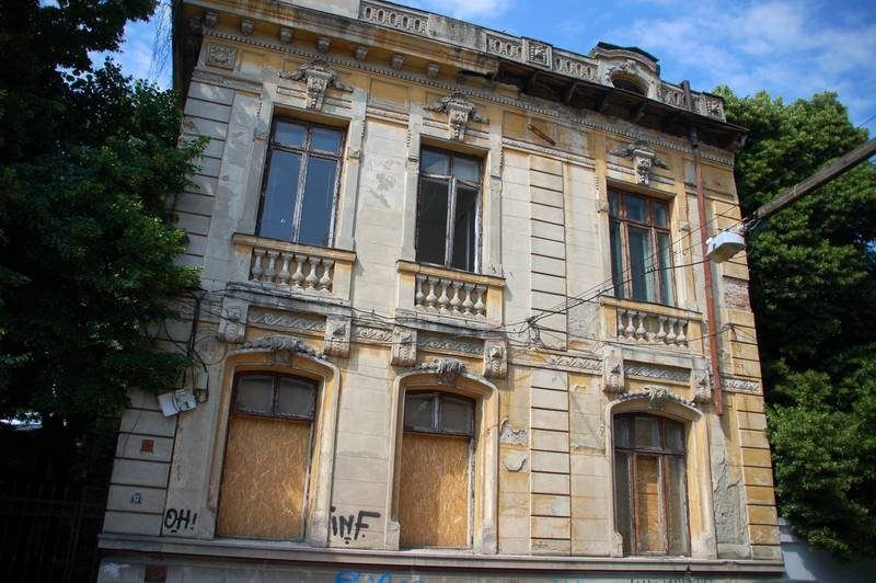 Review: Bucharest’s Tour of Communism and the Jewish Trail – One Weird ...