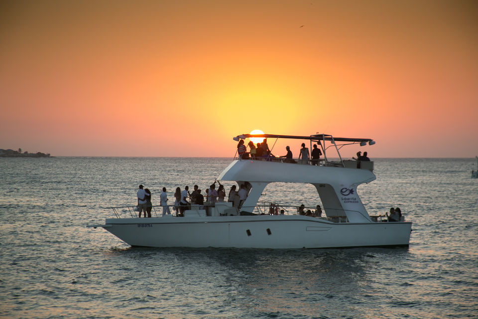 Cartagena-1-5-Hour-Bay-Sunset-Yacht-Tour