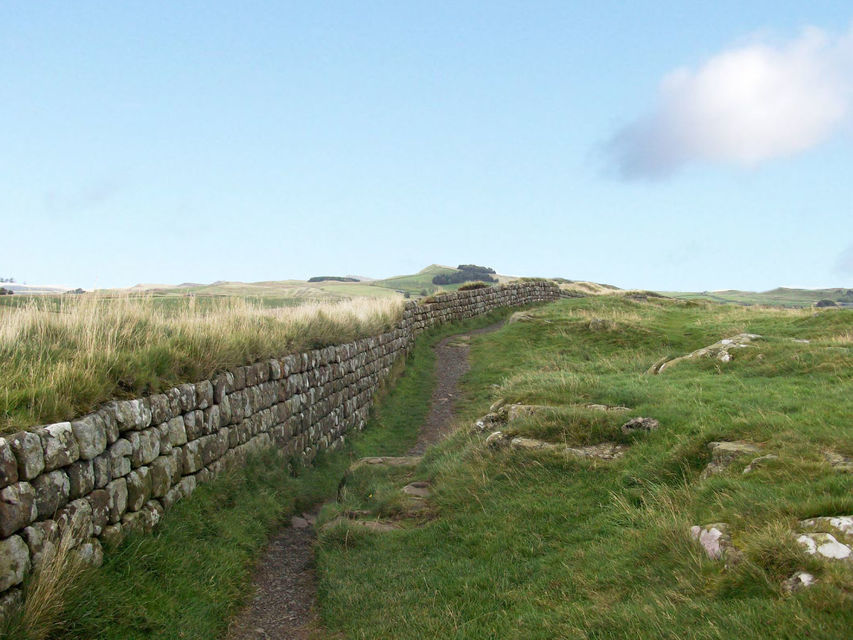 Hadrians-Wall-and-Roman-Britain-1-Day-Tour-from-Edinburgh
