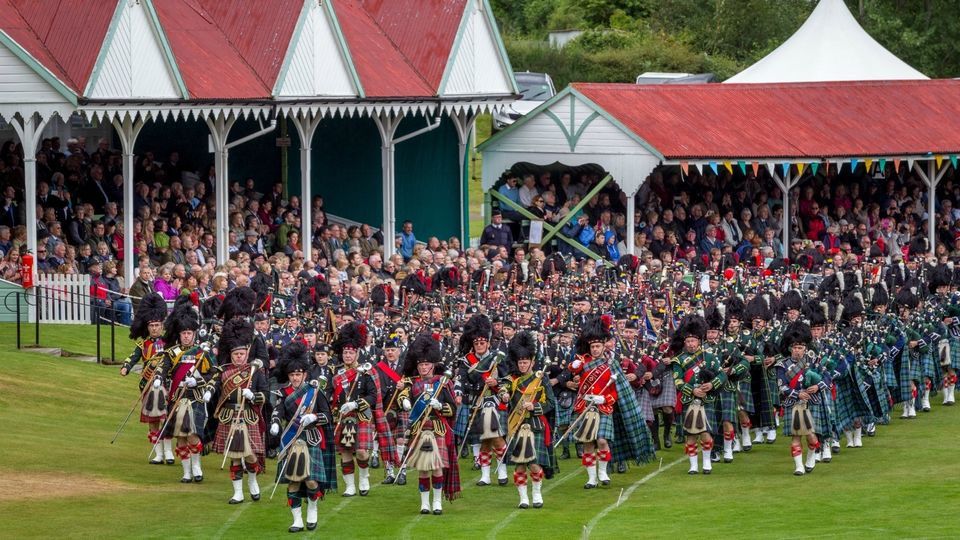 Scottish-Highland-Games-Day-Tour-from-Edinburgh