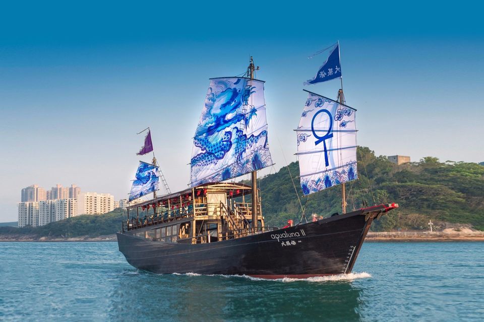Hong-Kong-Cruise-Tour-to-Stanley-by-Chinese-Junk-Boat