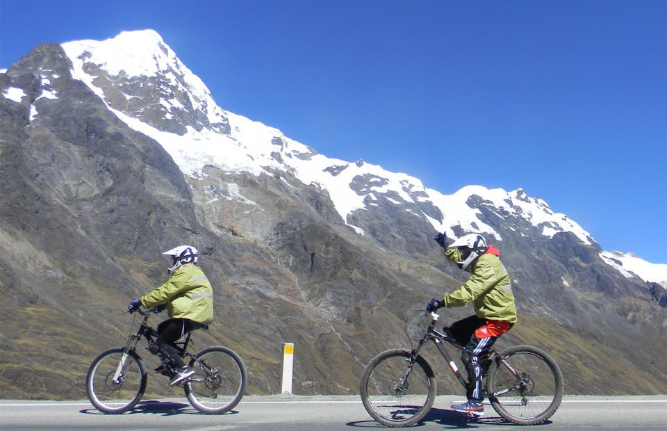 Machu-Picchu-and-Inca-Jungle-Trail-4-Day-Trek-with-Biking