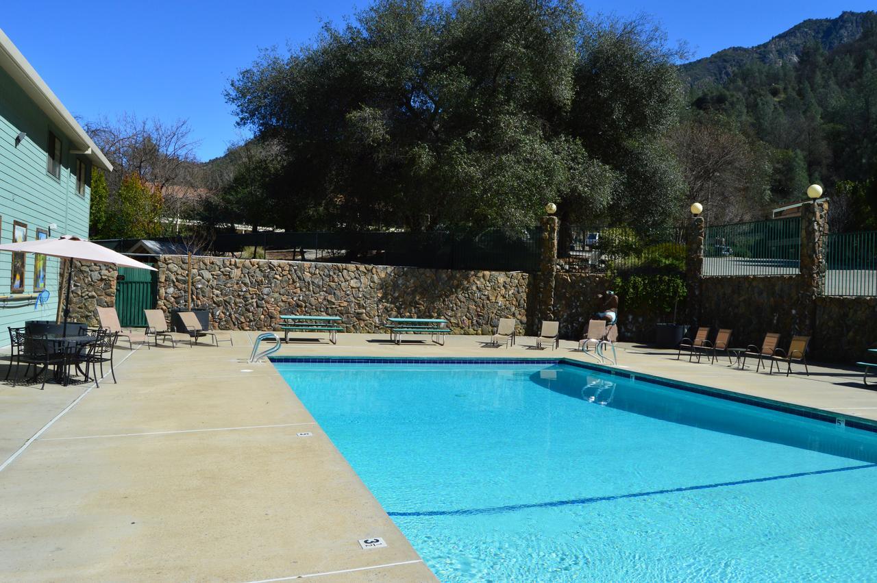Cedar Lodge boasts a spa, hot tub and choice of two pools!