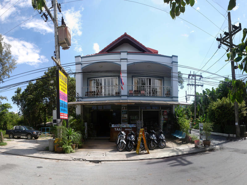 Pensiri House is super close to the airport and the beach - we love this hostel!