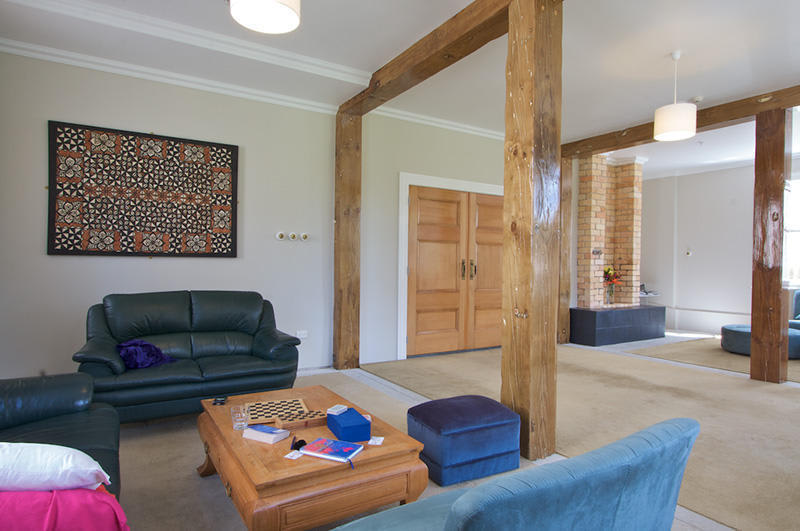 Relax in luxury at the Verandahs Backpacker Lodge