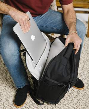laptop sleves - tortuga setout