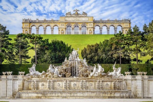 Schönbrunn Palace & Gardens: Skip-the-Line Guided Tour