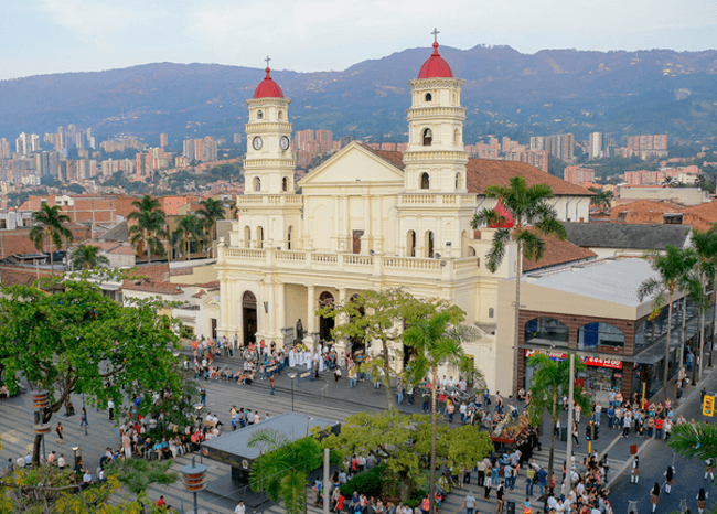 7 AMAZING NEIGHBORHOODS in Medellín! – One Weird Globe