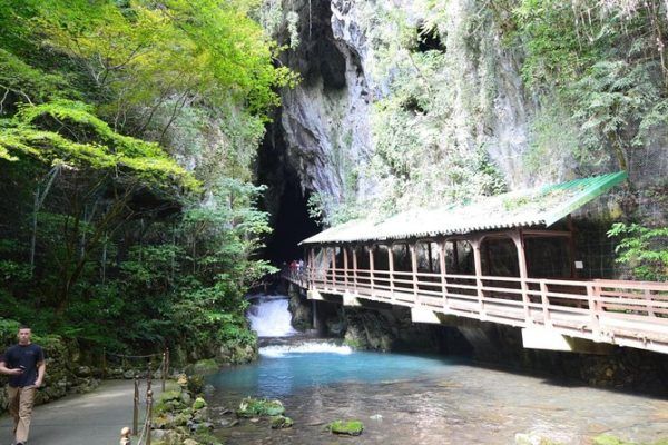 Discover the Akiyoshidai Caves