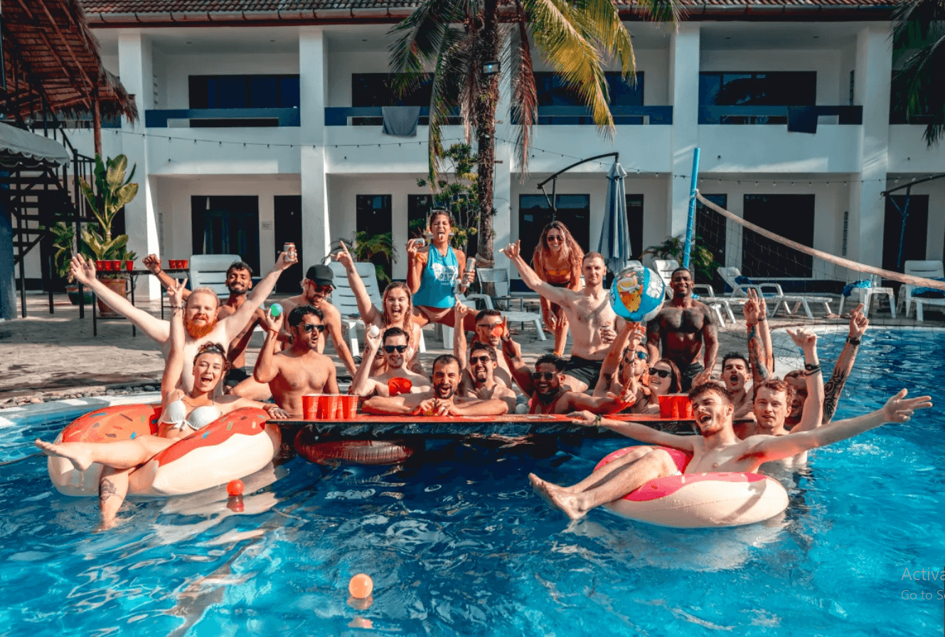 Slumber (Pool) Party Hostel Phuket
