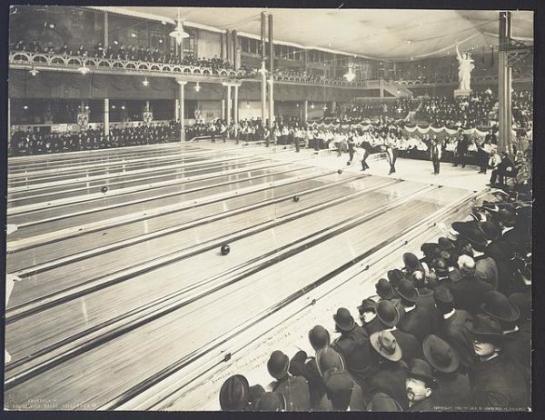 The History of Milwaukee’s Bowling Alley