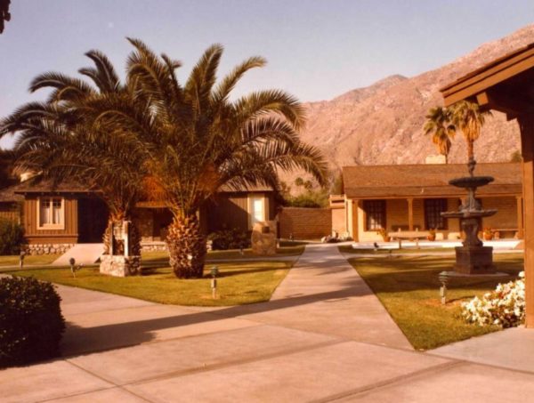 Take a Tour with the Palm Springs Historical Society