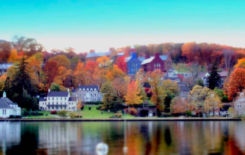 What’s the BEST NEIGHBORHOOD in Beacon, NY in 2023? One Weird Globe